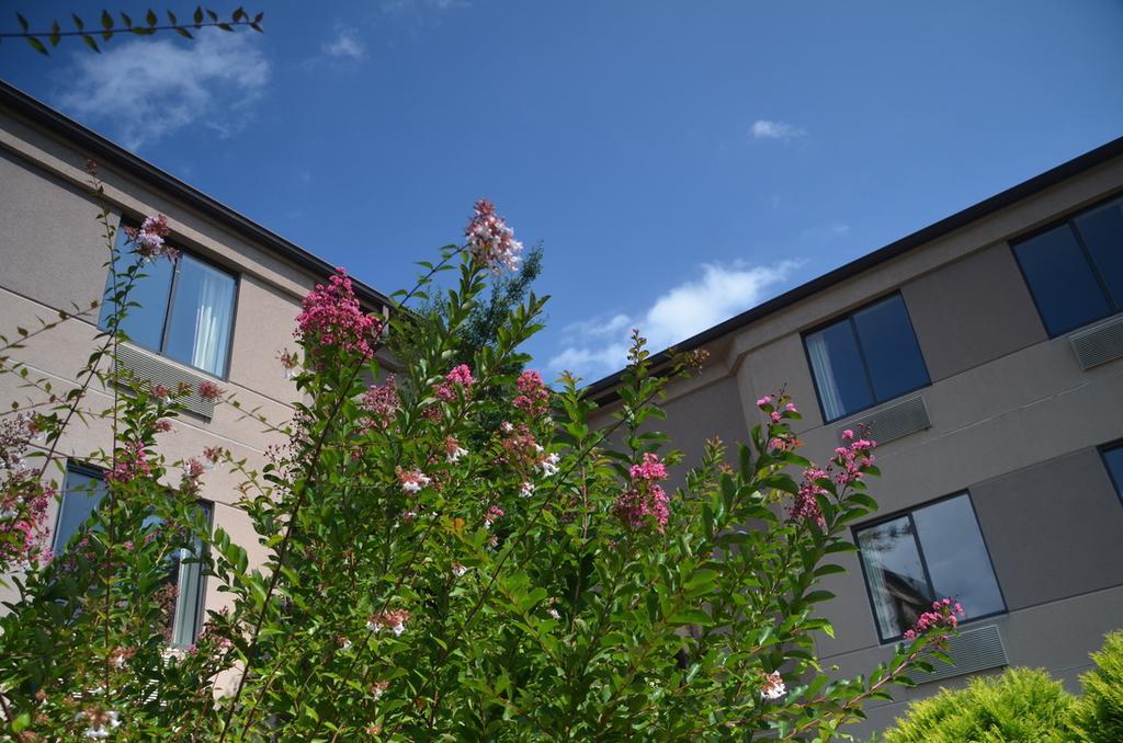 צ'ירוקי Smoky Mountain Inn & Suites מראה חיצוני תמונה