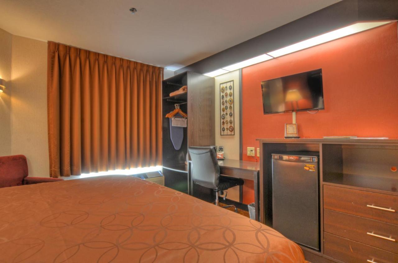 צ'ירוקי Smoky Mountain Inn & Suites מראה חיצוני תמונה